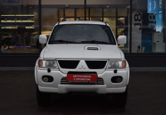 Подержанный автомобиль Mitsubishi Pajero Sport 2007 года (2 фото)