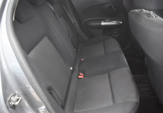 Подержанный автомобиль Nissan Juke 2014 года (11 фото)