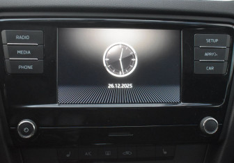 Подержанный автомобиль Skoda Octavia Liftback 2018 года (12 фото)