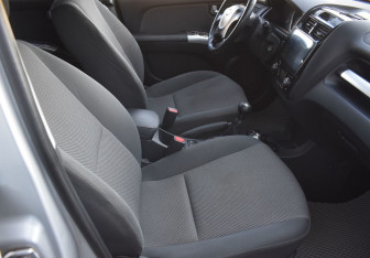 Подержанный автомобиль Kia Sportage 2009 года (10 фото)