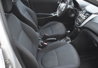 Подержанный автомобиль Hyundai Solaris Sedan 2014 года (10 фото)