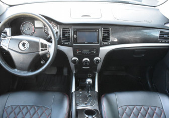 Подержанный автомобиль SsangYong Actyon 2012 года (12 фото)
