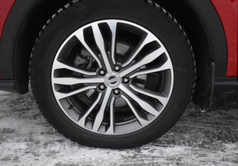 Подержанный автомобиль Haval F7x 2022 года (9 фото)