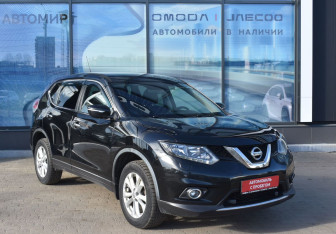 Подержанный автомобиль Nissan X-Trail 2016 года (3 фото)
