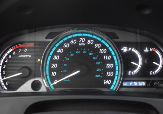 Подержанный автомобиль Toyota Venza 2010 года (13 фото)