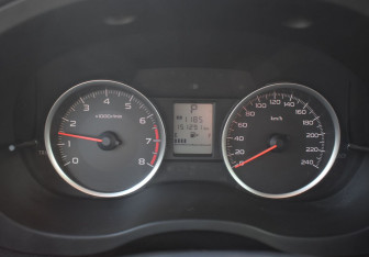 Подержанный автомобиль Subaru Forester Suv 2015 года (15 фото)