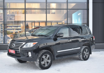 Подержанный автомобиль Lexus LX 2012 года (1 фото)
