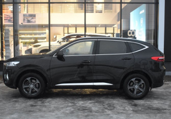 Подержанный автомобиль Haval F7 2019 года (8 фото)