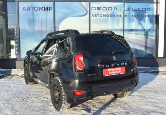 Подержанный автомобиль Renault Duster 2018 года (7 фото)