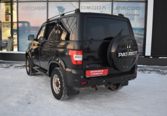 Подержанный автомобиль УАЗ Patriot 2015 года (7 фото)