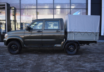 Подержанный автомобиль УАЗ Pickup 2014 года (8 фото)