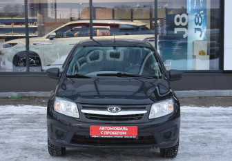 Подержанный автомобиль LADA (ВАЗ) Granta Sedan 2015 года (2 фото)
