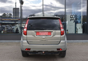 Подержанный автомобиль Great Wall Hover H3 2013 года (6 фото)