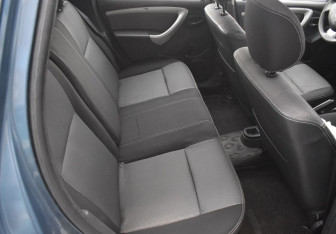 Подержанный автомобиль Renault Duster 2014 года (11 фото)