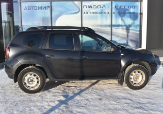 Подержанный автомобиль Renault Duster 2018 года (4 фото)