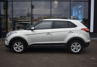 Подержанный автомобиль Hyundai Creta 2018 года (8 фото)