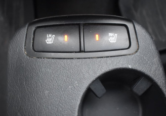 Подержанный автомобиль Hyundai Tucson 2007 года (15 фото)