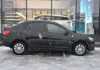 Подержанный автомобиль Renault Logan Sedan 2018 года (4 фото)