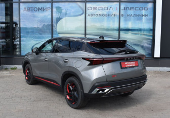 Подержанный автомобиль Omoda C5 2022 года (7 фото)
