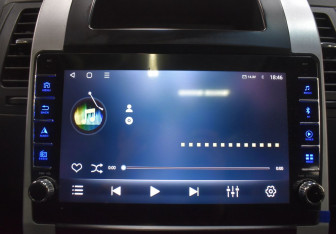 Подержанный автомобиль Nissan X-Trail 2012 года (17 фото)