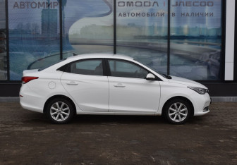 Подержанный автомобиль Changan Alsvin 2023 года (4 фото)