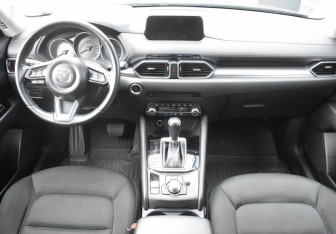 Подержанный автомобиль Mazda CX-5 2020 года (12 фото)