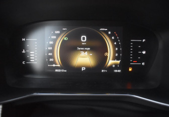 Подержанный автомобиль Geely Atlas Pro 2022 года (13 фото)