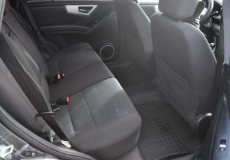 Подержанный автомобиль Lifan X60 2013 года (11 фото)
