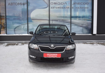 Подержанный автомобиль Skoda Rapid Liftback 2019 года (2 фото)