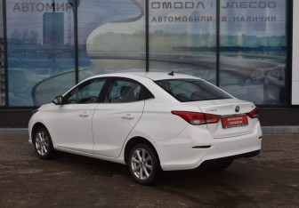 Подержанный автомобиль Changan Alsvin 2023 года (7 фото)