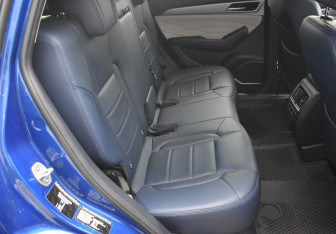 Подержанный автомобиль Haval F7x 2023 года (11 фото)