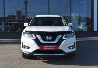 Подержанный автомобиль Nissan X-Trail 2019 года (2 фото)