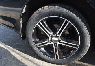 Подержанный автомобиль Toyota Corolla Sedan 2013 года (9 фото)