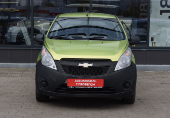 Подержанный автомобиль Chevrolet Spark 2011 года (2 фото)