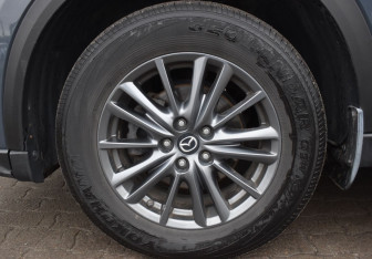 Подержанный автомобиль Mazda CX-5 2021 года (9 фото)