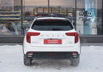 Подержанный автомобиль Haval Jolion 2024 года (6 фото)