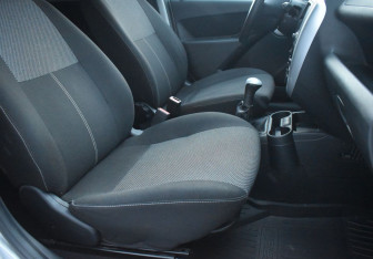 Подержанный автомобиль LADA (ВАЗ) Granta Liftback 2015 года (10 фото)