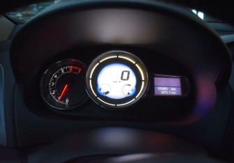 Подержанный автомобиль Renault Fluence 2013 года (13 фото)