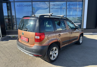 Подержанный автомобиль Skoda Yeti 2012 года (5 фото)