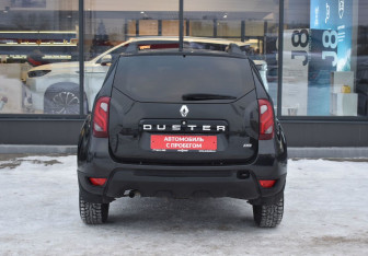 Подержанный автомобиль Renault Duster 2020 года (6 фото)