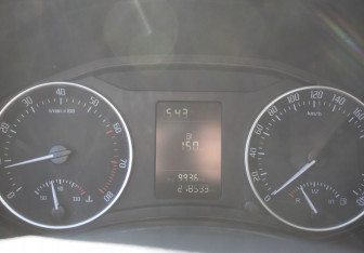 Подержанный автомобиль Skoda Octavia Liftback 2012 года (13 фото)
