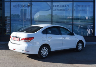 Подержанный автомобиль Nissan Almera Sedan 2015 года (5 фото)