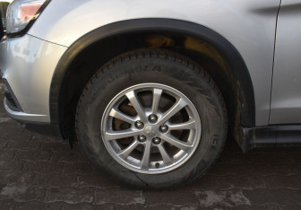 Подержанный автомобиль Mitsubishi ASX 2017 года (9 фото)