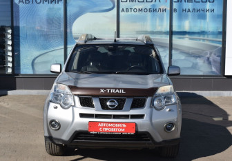 Подержанный автомобиль Nissan X-Trail 2012 года (2 фото)