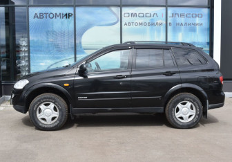 Подержанный автомобиль SsangYong Kyron 2008 года (8 фото)