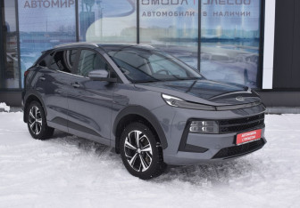 Подержанный автомобиль JAC JS6 2023 года (3 фото)