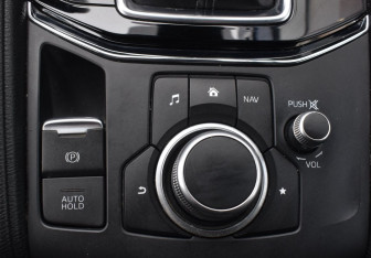 Подержанный автомобиль Mazda CX-5 2020 года (16 фото)