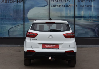 Подержанный автомобиль Hyundai Creta 2017 года (6 фото)