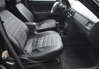 Подержанный автомобиль LADA (ВАЗ) Priora Sedan 2013 года (10 фото)