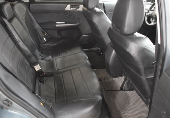 Подержанный автомобиль Subaru Forester Suv 2011 года (11 фото)